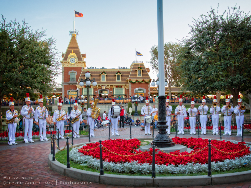 heyzenphoto_disneyland_band